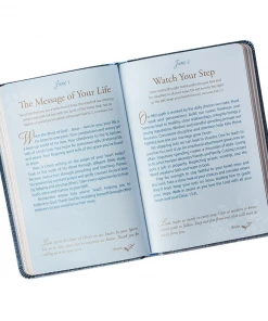 Christian Art Gifts Mr & Mrs - 366 Devotions For Couples Books